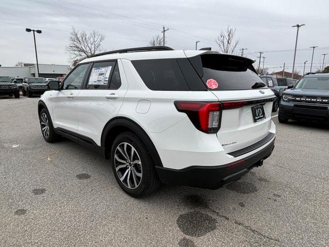 new 2025 Ford Explorer car, priced at $40,423