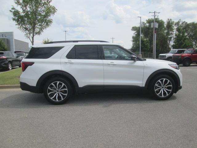 new 2025 Ford Explorer car, priced at $46,105