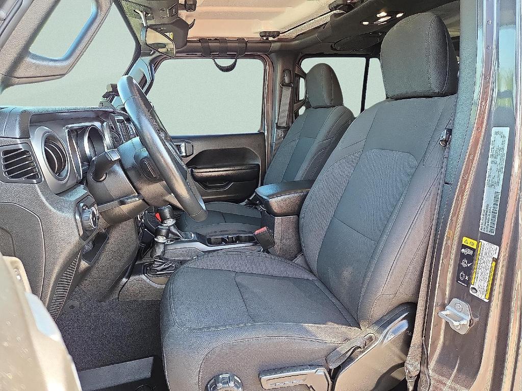 used 2021 Jeep Wrangler Unlimited car, priced at $31,995