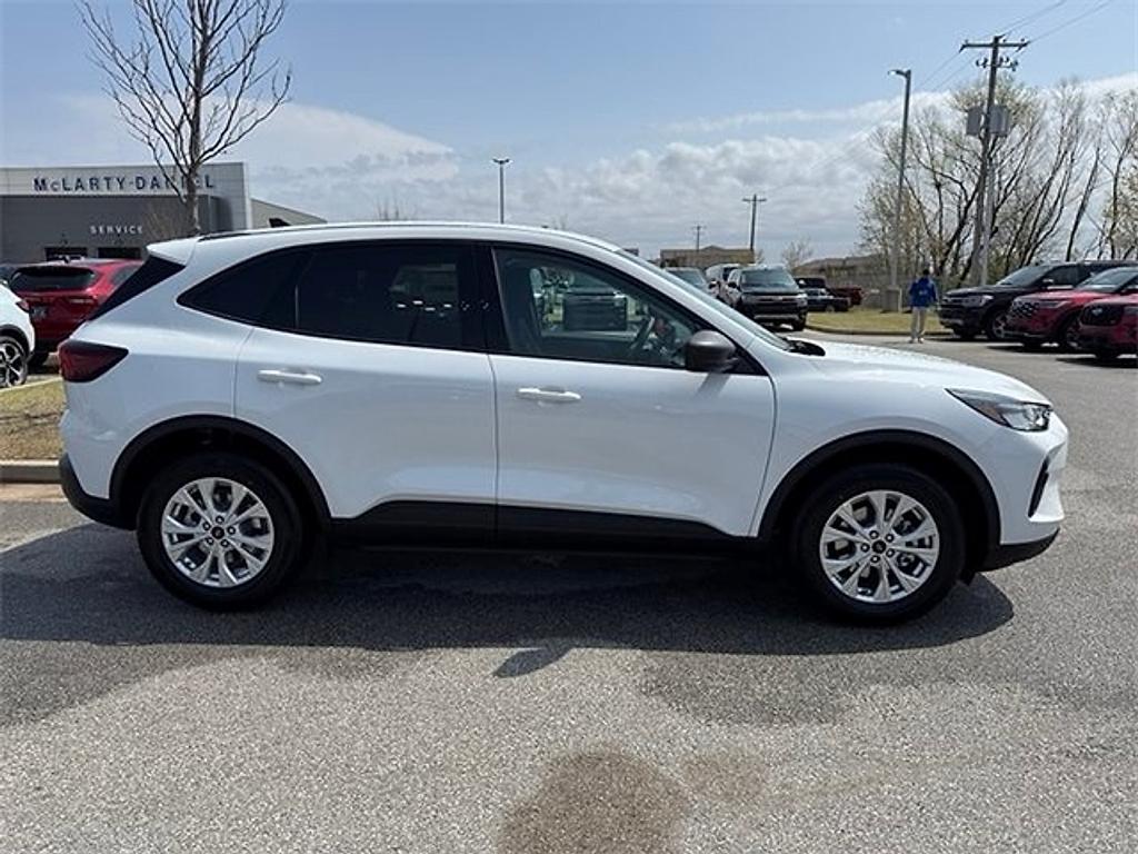 new 2025 Ford Escape car, priced at $24,644