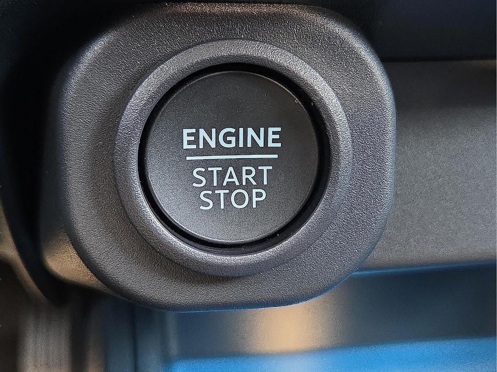 new 2025 Ford Maverick car, priced at $32,913