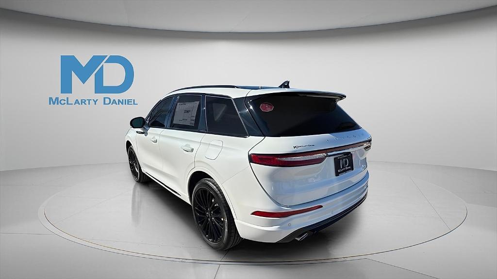 new 2025 Lincoln Corsair car, priced at $53,320