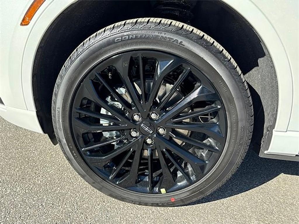 new 2025 Lincoln Corsair car, priced at $53,320