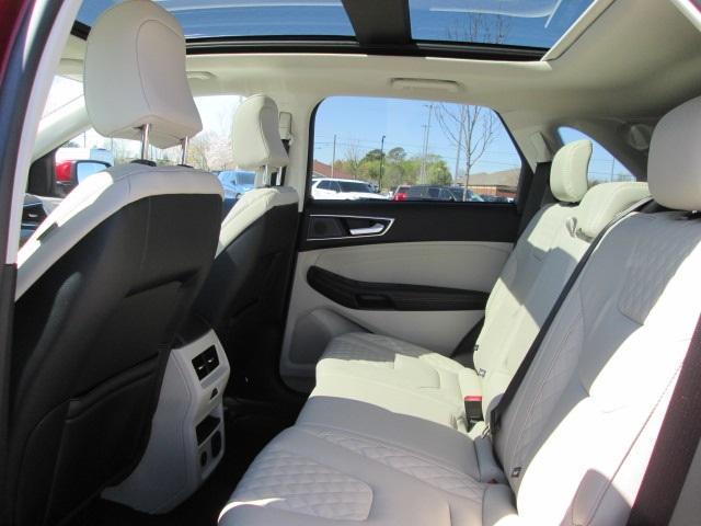 new 2024 Ford Edge car, priced at $36,880