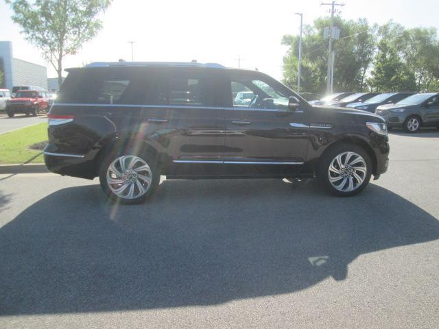 new 2024 Lincoln Navigator car, priced at $80,315