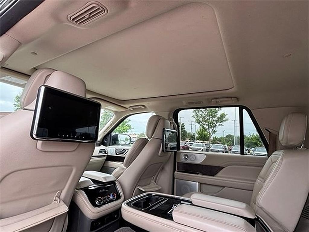 used 2021 Lincoln Navigator L car, priced at $33,998