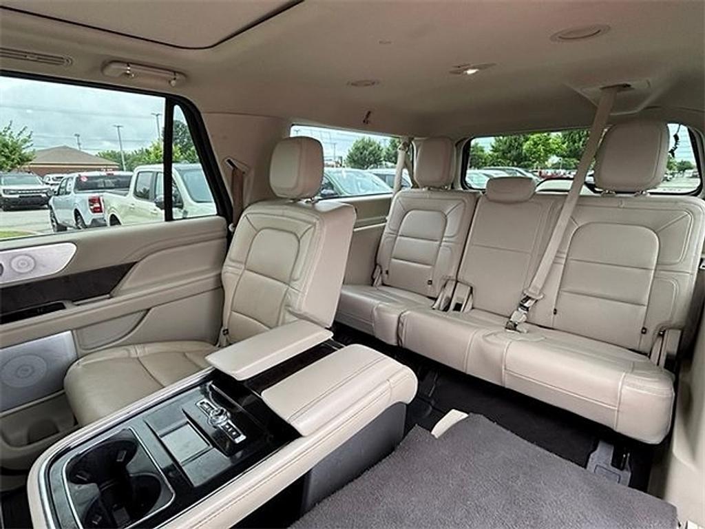 used 2021 Lincoln Navigator L car, priced at $33,998