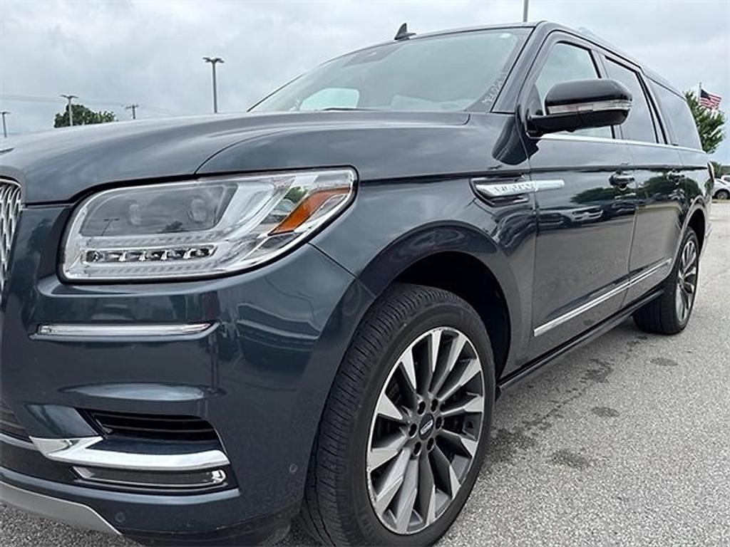 used 2021 Lincoln Navigator L car, priced at $33,998