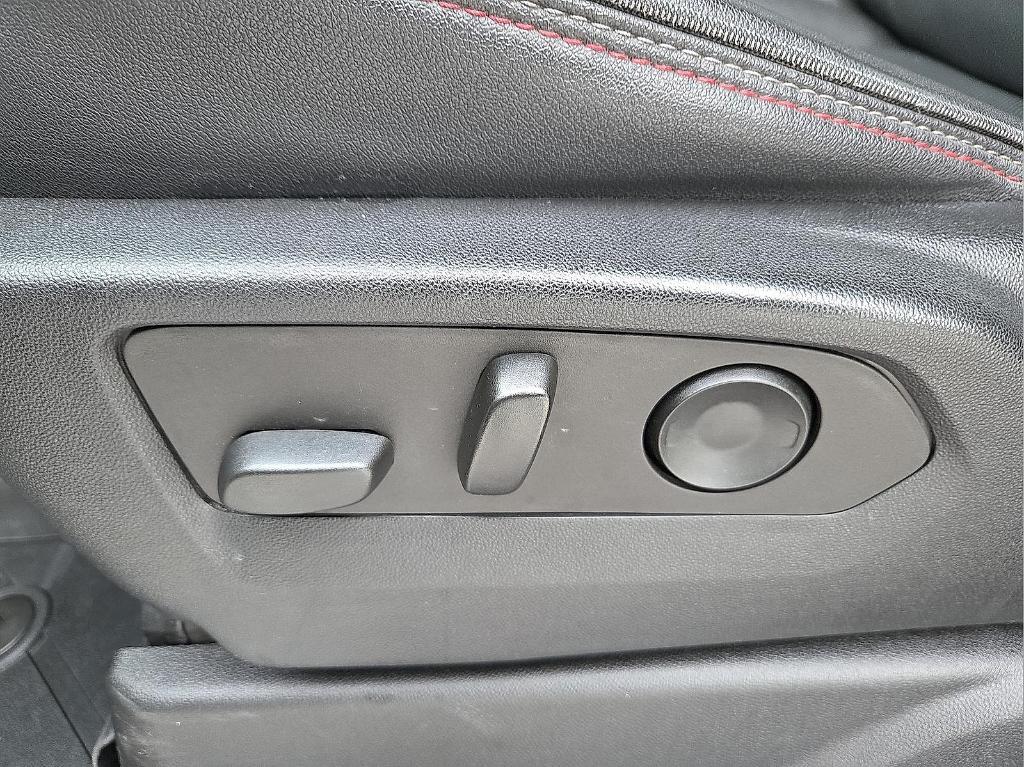 used 2022 Chevrolet Suburban car, priced at $43,995