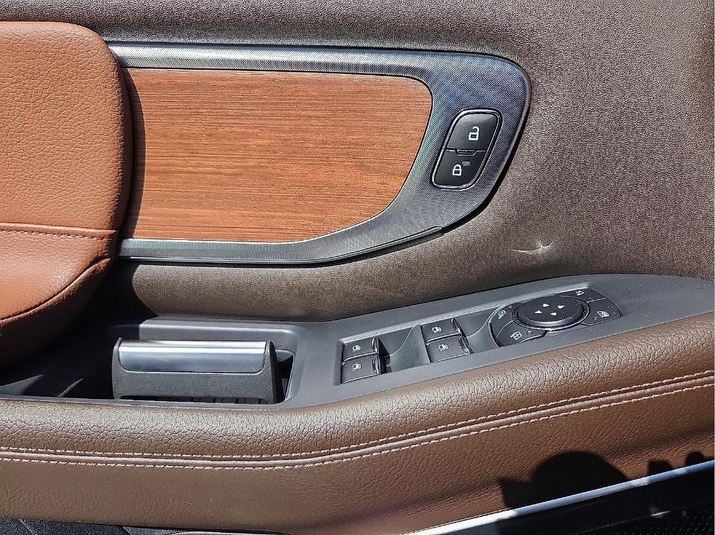 new 2025 Ford Expedition Max car, priced at $85,258