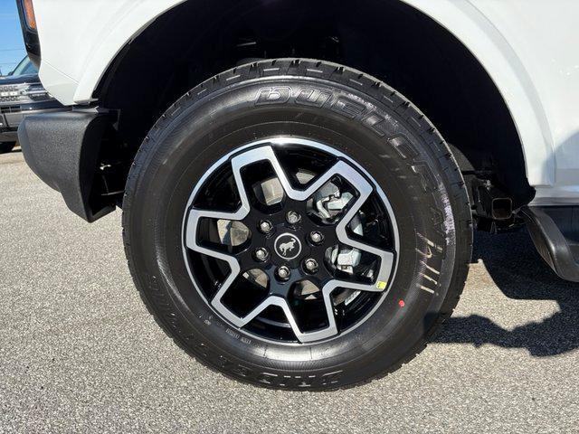 new 2025 Ford Bronco car, priced at $51,614