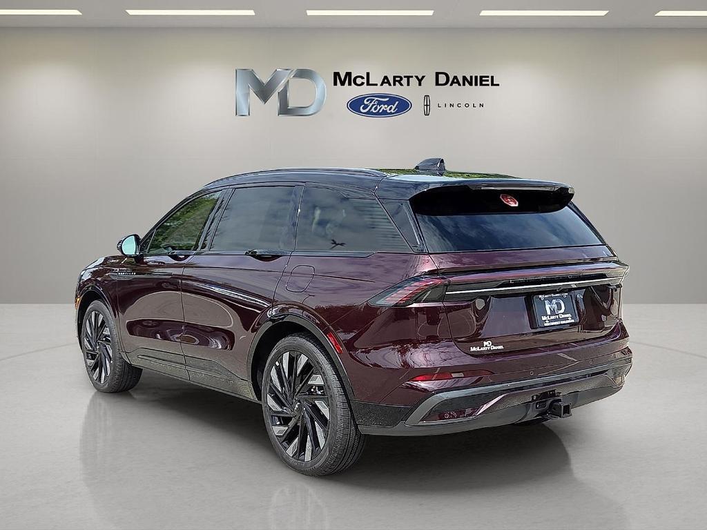 new 2025 Lincoln Nautilus car, priced at $69,206