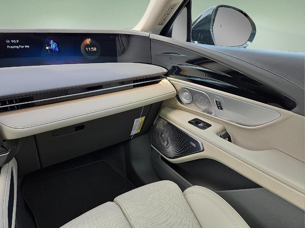 new 2025 Lincoln Nautilus car, priced at $69,206