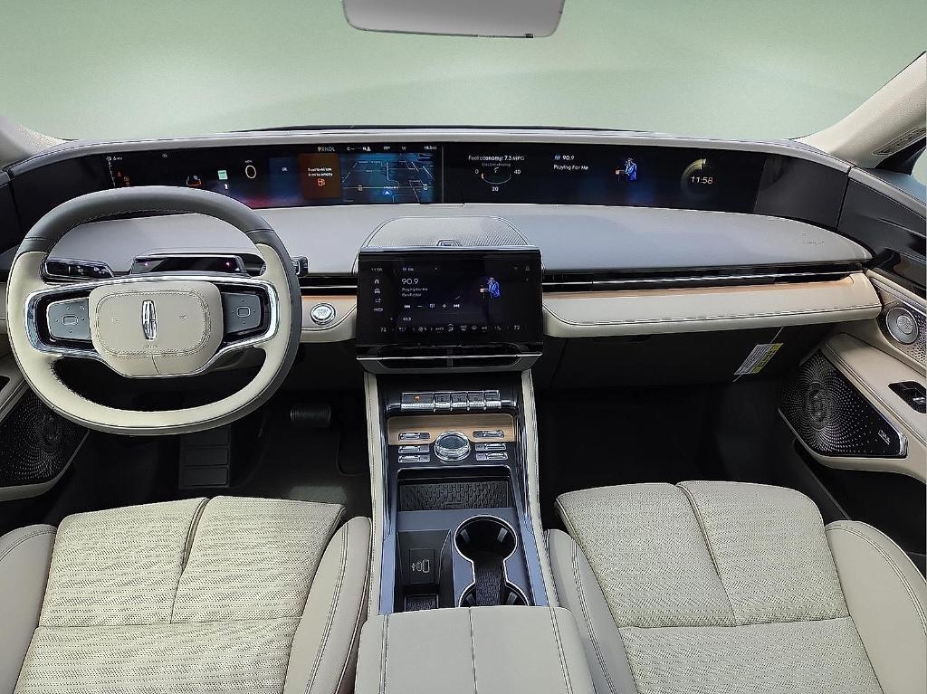 new 2025 Lincoln Nautilus car, priced at $69,206