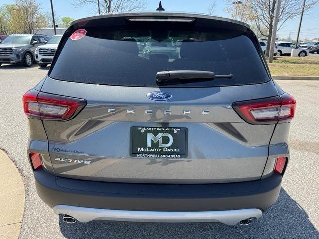 new 2025 Ford Escape car, priced at $29,700