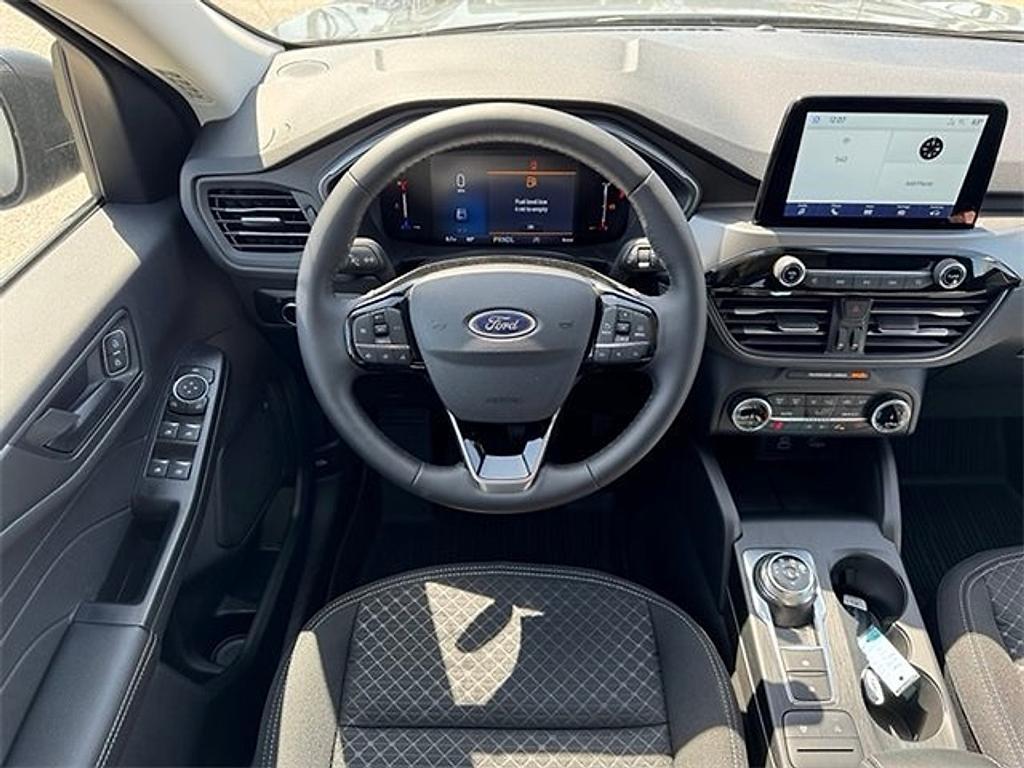 new 2025 Ford Escape car, priced at $25,548