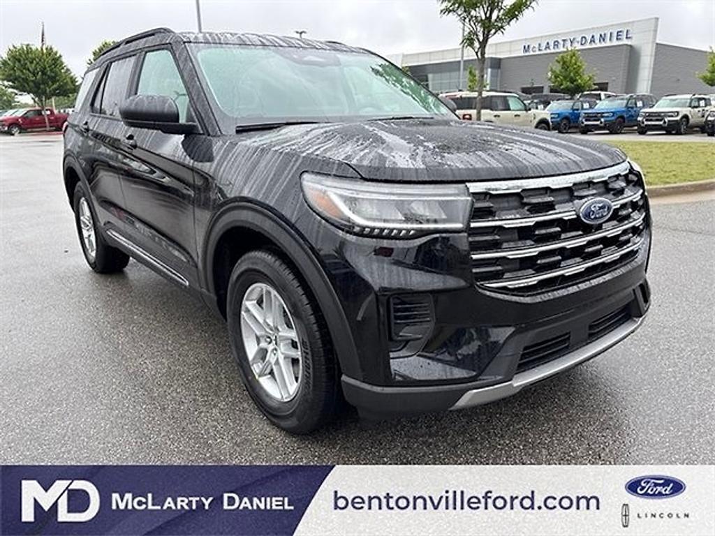 new 2025 Ford Explorer car, priced at $38,315