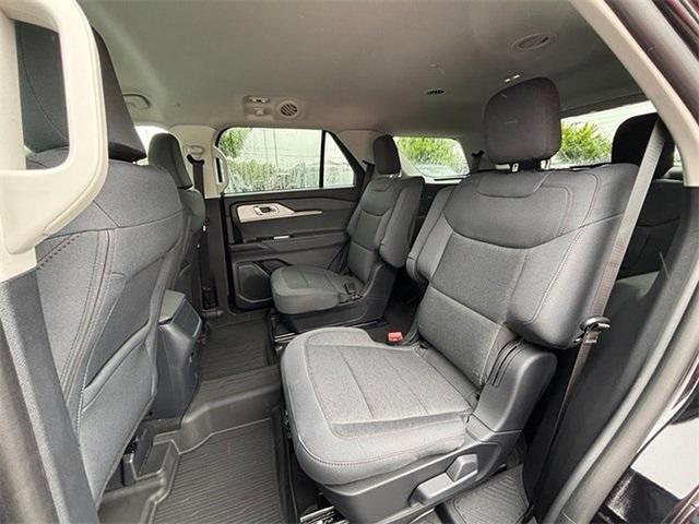 new 2025 Ford Explorer car, priced at $39,186