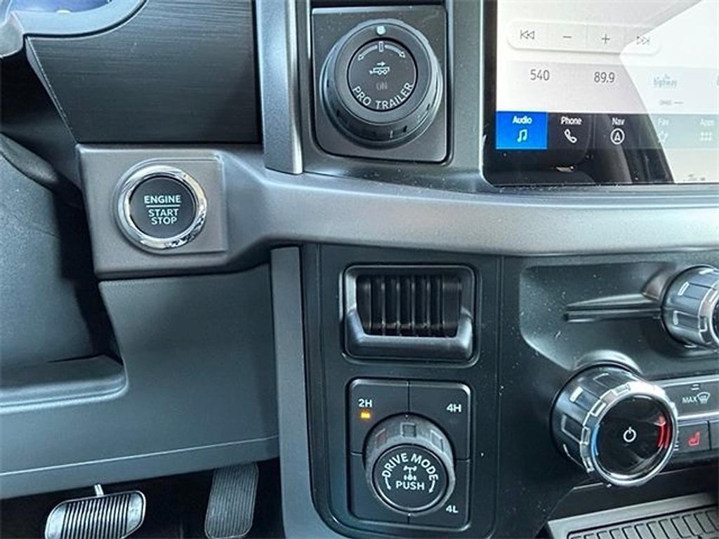 new 2025 Ford F-150 car, priced at $50,401