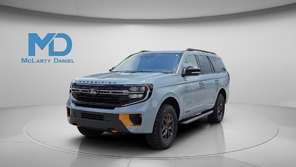 new 2025 Ford Expedition car, priced at $84,515