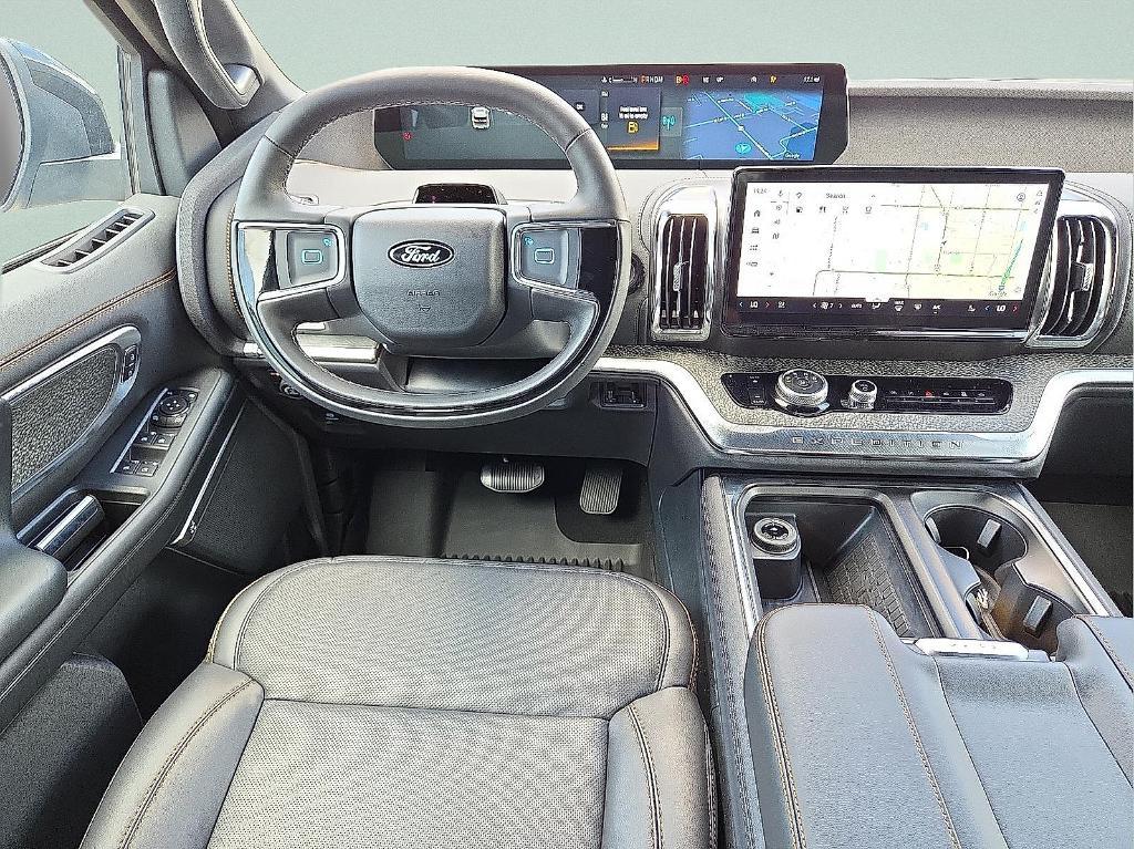 new 2025 Ford Expedition car, priced at $84,515