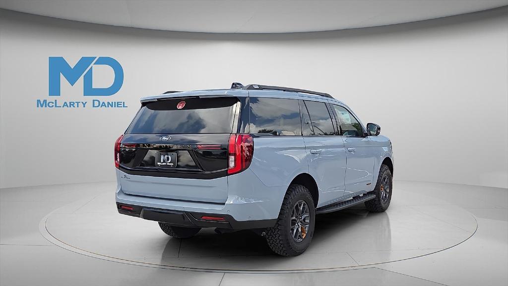 new 2025 Ford Expedition car, priced at $84,515