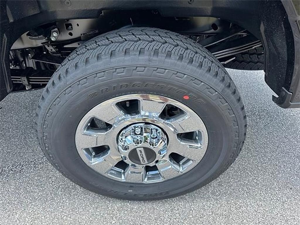 new 2025 Ford F-250 car, priced at $75,065