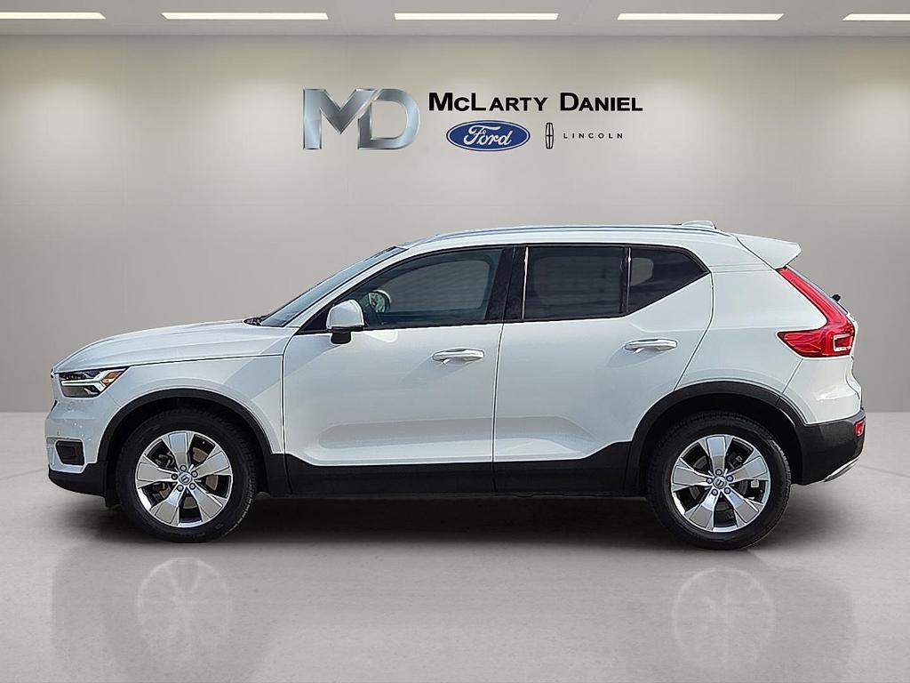 used 2020 Volvo XC40 car, priced at $20,495
