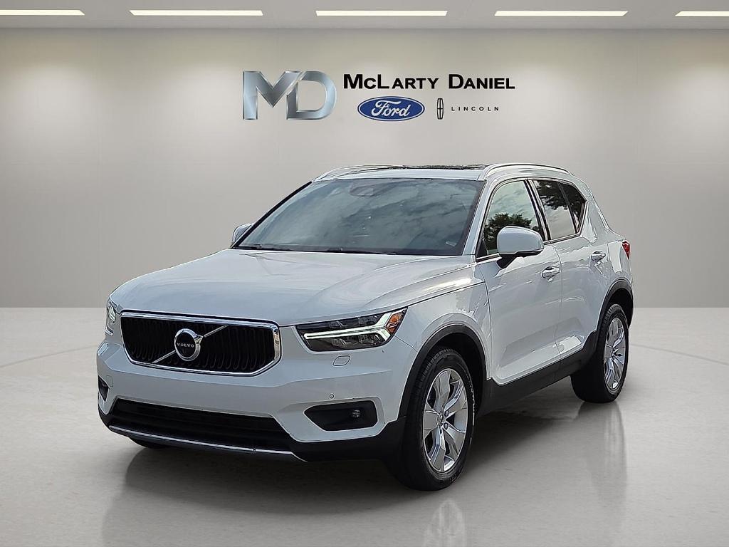 used 2020 Volvo XC40 car, priced at $20,495