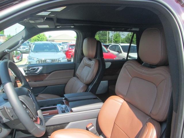 new 2024 Lincoln Navigator car, priced at $98,680