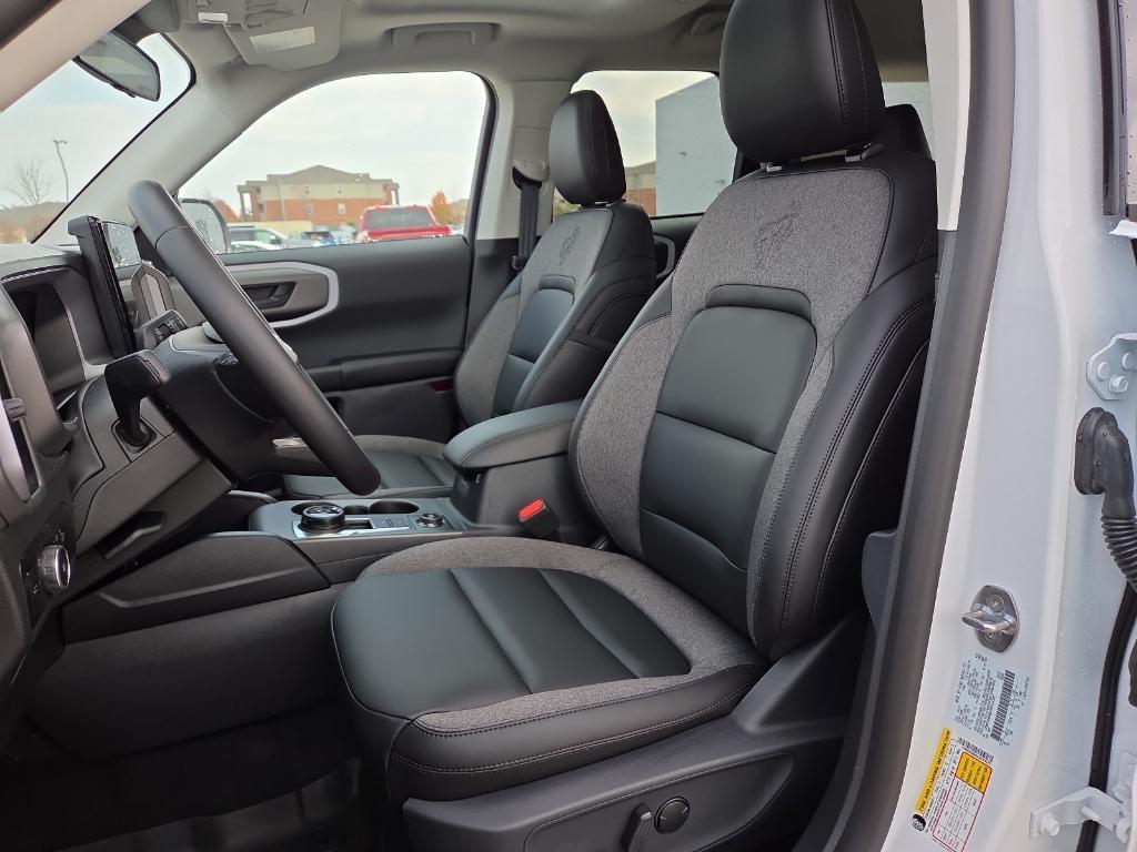 new 2025 Ford Bronco Sport car, priced at $31,926