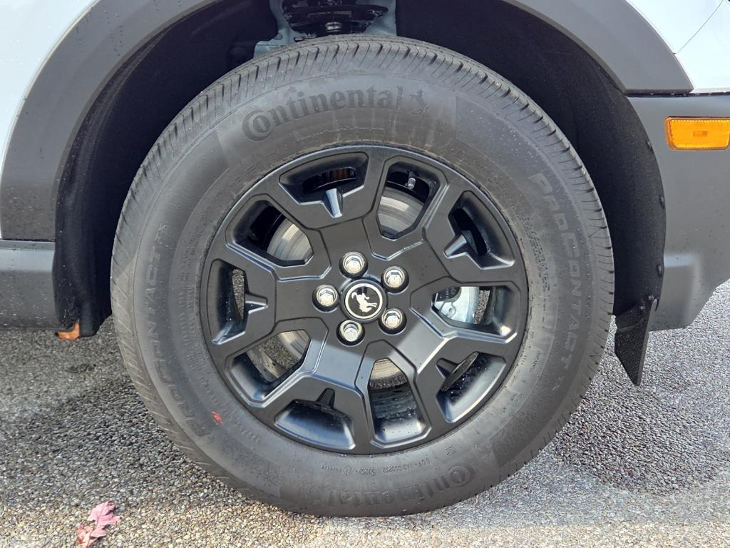 new 2025 Ford Bronco Sport car, priced at $31,926