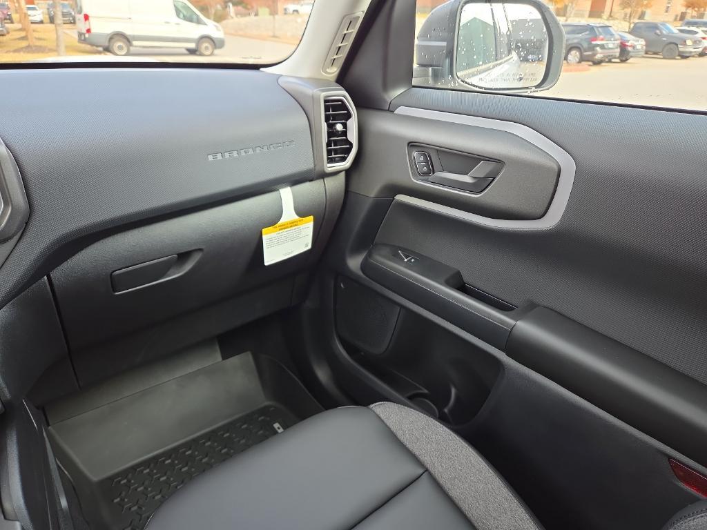 new 2025 Ford Bronco Sport car, priced at $31,926