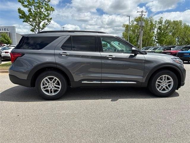 new 2025 Ford Explorer car, priced at $36,555
