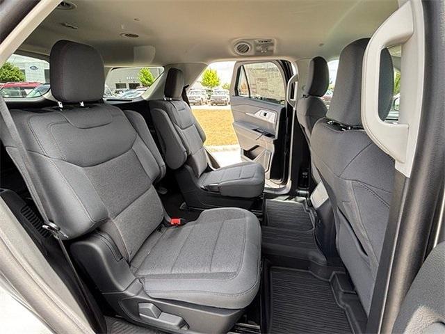 new 2025 Ford Explorer car, priced at $36,555