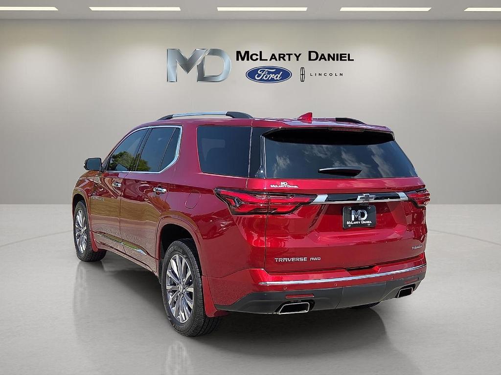 used 2022 Chevrolet Traverse car, priced at $31,995