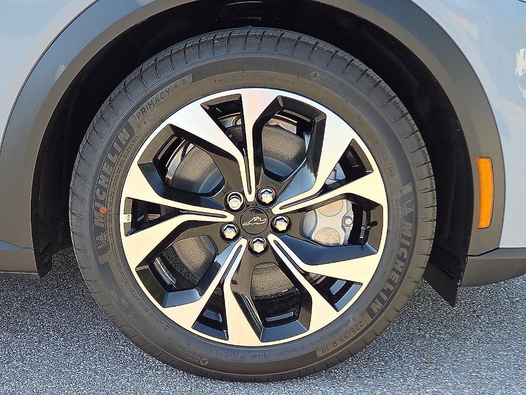 new 2025 Ford Mustang Mach-E car, priced at $34,347