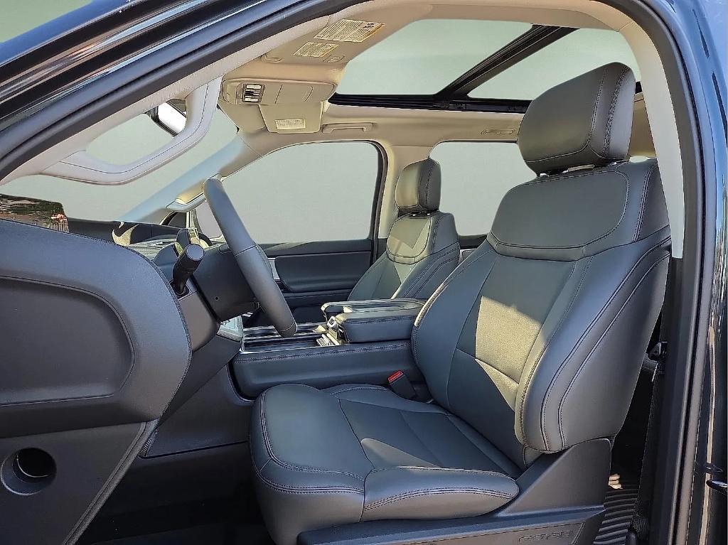 new 2025 Ford Expedition car, priced at $69,965