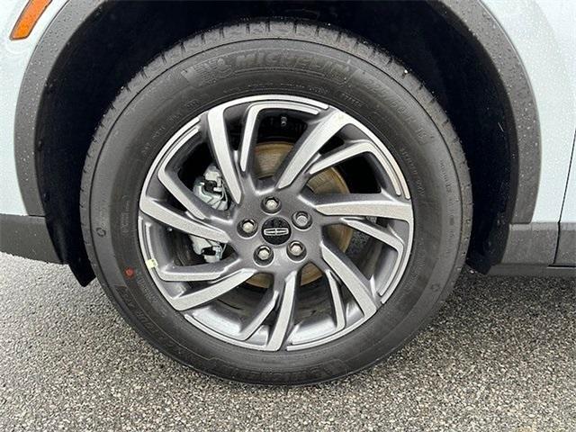 new 2025 Lincoln Corsair car, priced at $43,570