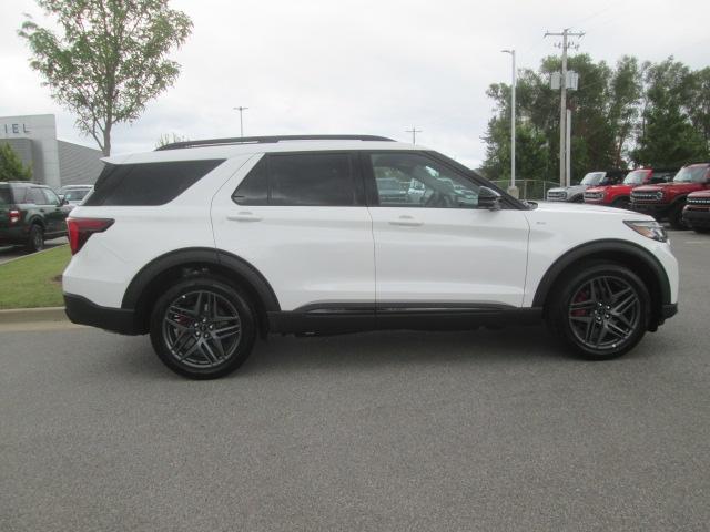 new 2025 Ford Explorer car, priced at $48,627