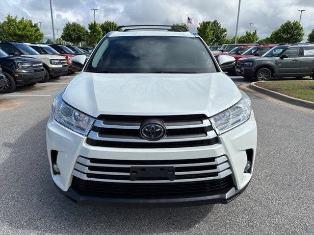 used 2018 Toyota Highlander car, priced at $25,995