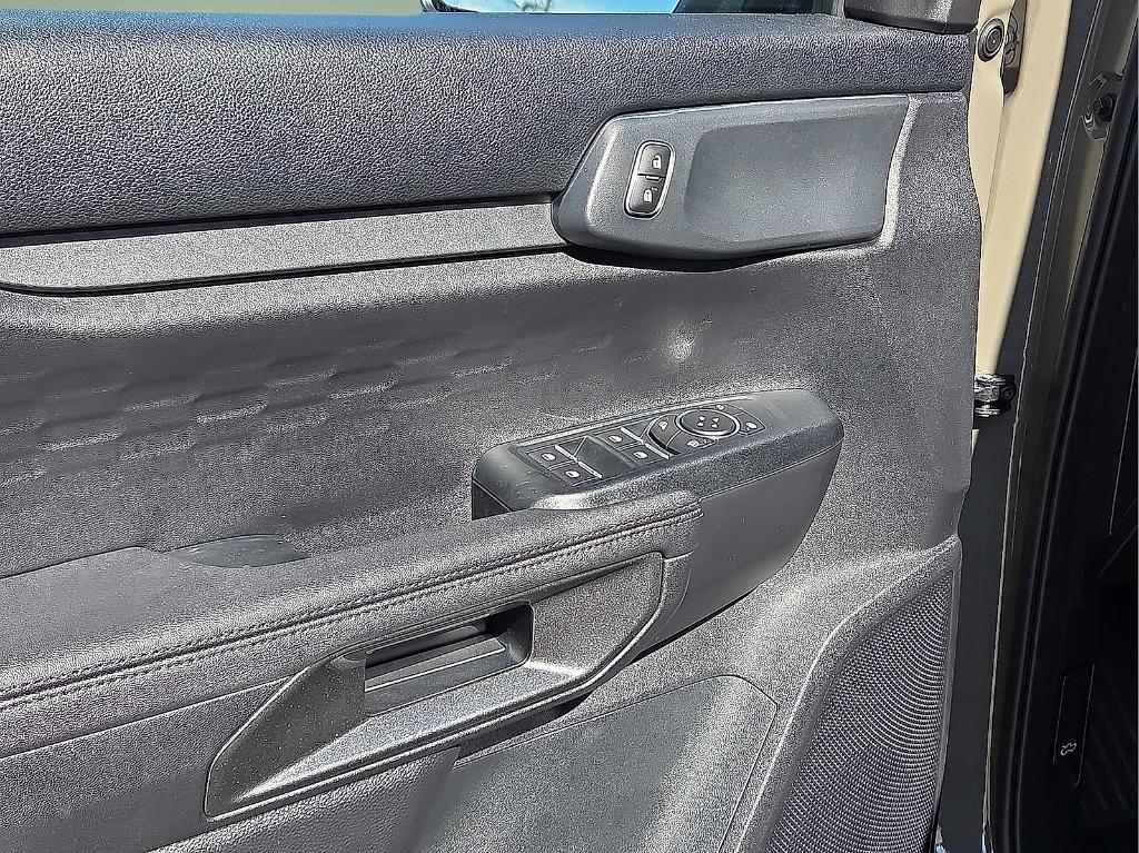 new 2025 Ford Ranger car, priced at $37,236