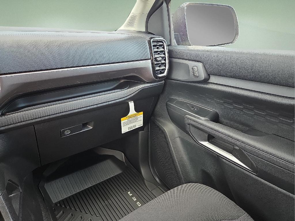 new 2025 Ford Ranger car, priced at $38,645
