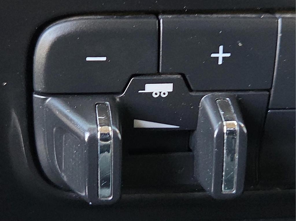 used 2017 Ram 2500 car, priced at $25,999