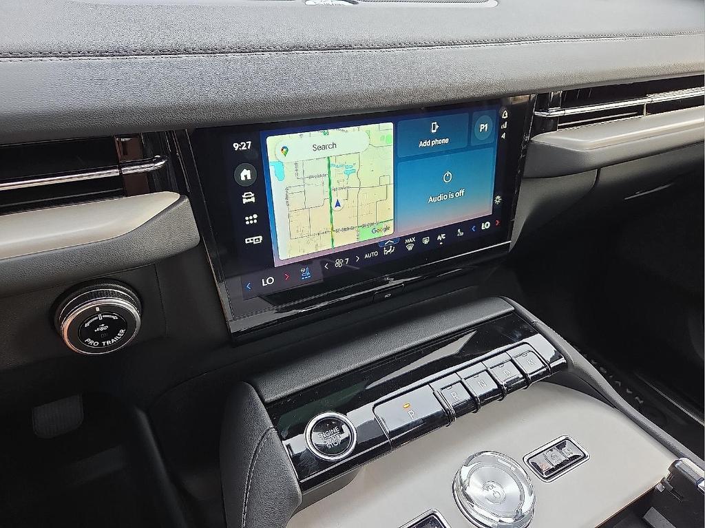 new 2025 Lincoln Navigator car, priced at $103,885