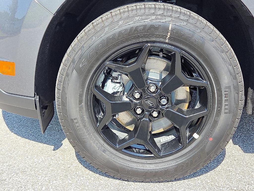 new 2025 Ford Maverick car, priced at $32,114