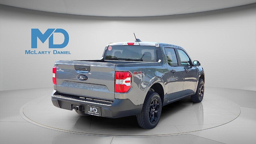 new 2025 Ford Maverick car, priced at $32,114