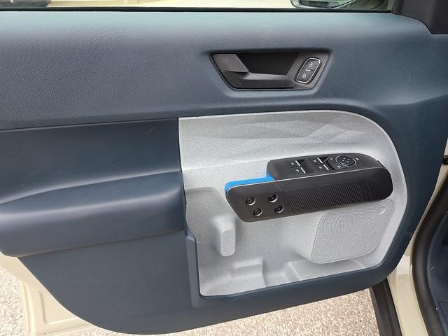 new 2025 Ford Maverick car, priced at $29,965