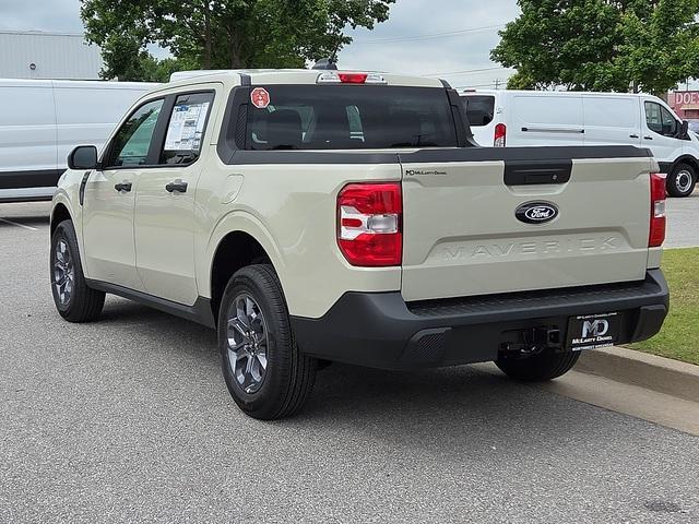 new 2025 Ford Maverick car, priced at $29,965