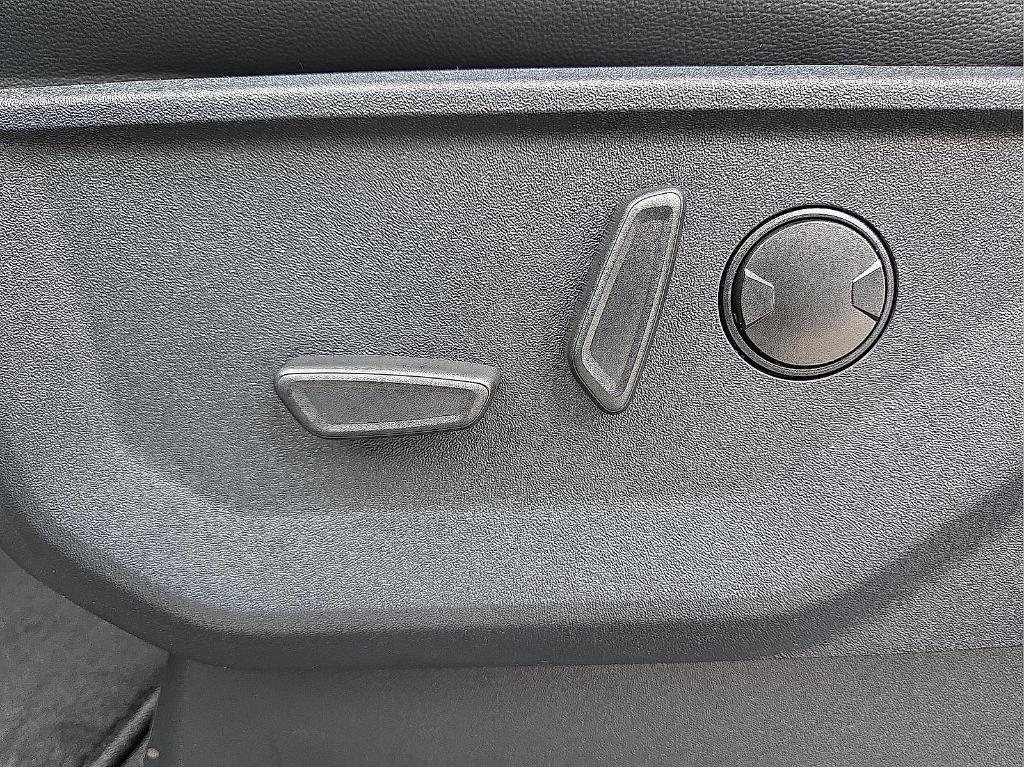 new 2025 Ford F-150 car, priced at $63,193